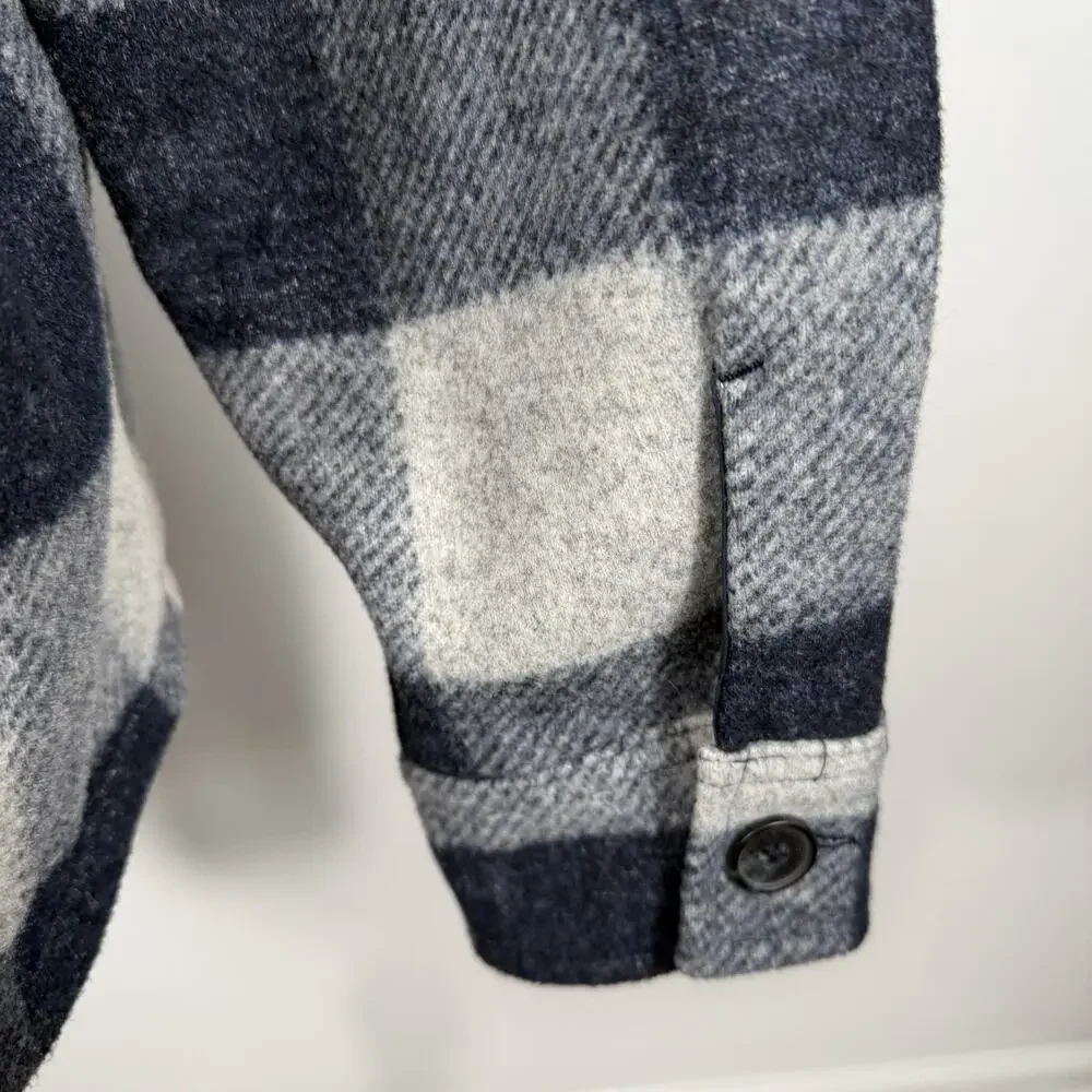 Banana Republic Jacket Mens L Gray Blue Buffalo Plaid Lined Shirt Jacket